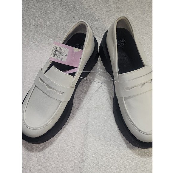 wild fable woman's shoes size 11 and memory foam - Picture 6 of 8